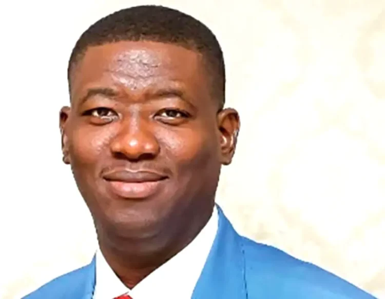 ‘You keep embarrassing your parents and RCCG’, Nigerians tackle Pastor Adeboye’s son, Leke